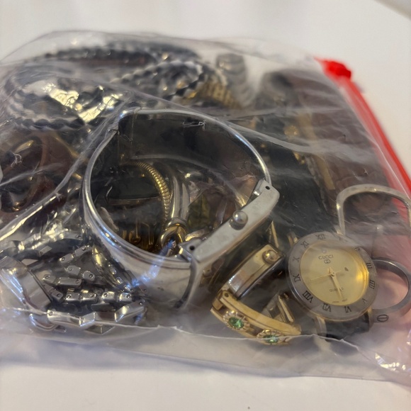 Lot Bundle Bag of Mystery Jewelry 2 Pounds Vintage Designer Assorted Quality - Picture 1 of 9